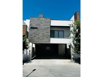 CASA EN VENTA PORTO CUMBRES GARCIA NUEVO LEÓN