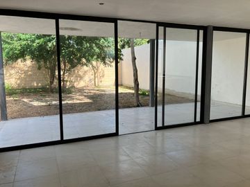 Casa de 3 recámaras en Privada, conkal al Norte Merida