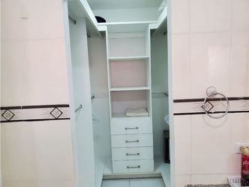 FUENTE DEL FRESNO / 4 HABITACIONES / 303m2 / 2 NIVELES