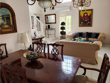 FUENTE DEL FRESNO / 4 HABITACIONES / 303m2 / 2 NIVELES