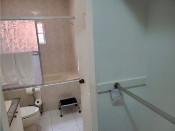 FUENTE DEL FRESNO / 4 HABITACIONES / 303m2 / 2 NIVELES