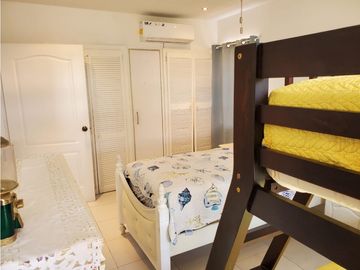 FUENTE DEL FRESNO / 4 HABITACIONES / 303m2 / 2 NIVELES