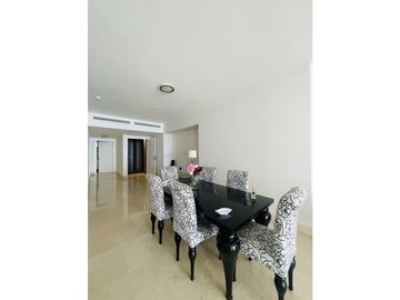 🌟 Luxury Oceanfront Living at an Unbeatable  🌟