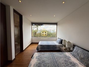 SE VENDE ESPECTACULAR CASA EN CHIA