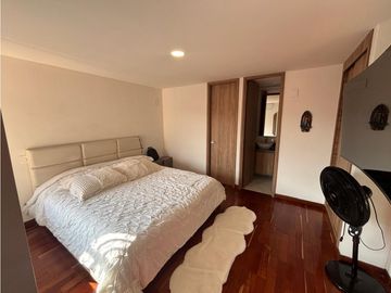 VENTA HERMOSO APARTAMENTO PENTHOUSE-DUPLEX LAURELES IGLESIA ST
