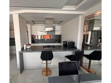 VENTA HERMOSO APARTAMENTO PENTHOUSE-DUPLEX LAURELES IGLESIA ST