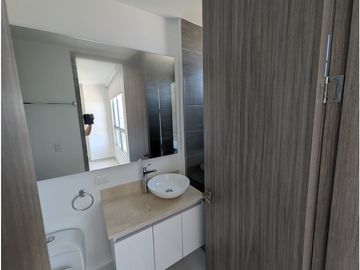 SE VENDE ESPECTACULAR APARTAMENTO EN ALTOS DE LOS ROSALES