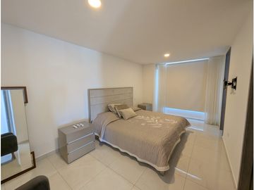 SE VENDE ESPECTACULAR APARTAMENTO EN ALTOS DE LOS ROSALES