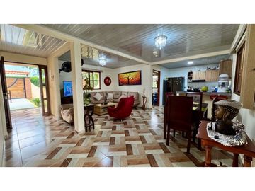 Casa campestre en venta en condominio - Santa Elena El Cerrito Valle