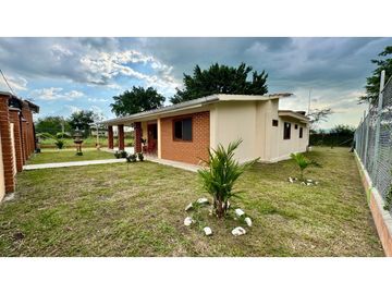 Casa campestre en venta en condominio - Santa Elena El Cerrito Valle