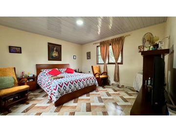 Casa campestre en venta en condominio - Santa Elena El Cerrito Valle