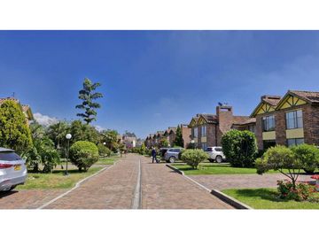 Vendo hermosa casa campestre en Chía