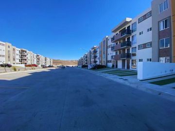 Departamento en zona Santa Fe, Tijuana, tres recamaras, Burdeos