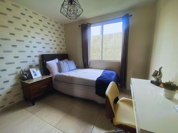 Departamento en zona Santa Fe, Tijuana, tres recamaras, Burdeos