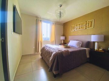 Departamento en zona Santa Fe, Tijuana, tres recamaras, Burdeos