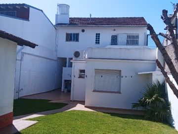 Casa para 2 Familias en venta en El Palomar