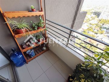 Departamento en Venta en Calle Esmeralda a pasos del Metro Lo Ovalle