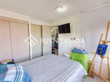 Departamento en Venta en Calle Esmeralda a pasos del Metro Lo Ovalle