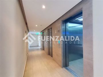 Departamento en Venta en Calle Esmeralda a pasos del Metro Lo Ovalle