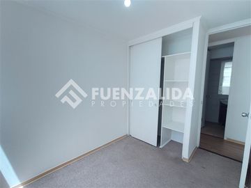 Departamento en Venta en Santa Petronila, cercano al metro Las Rejas
