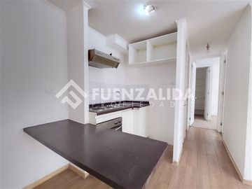 Departamento en Venta en Santa Petronila, cercano al metro Las Rejas