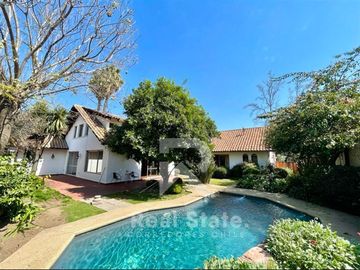 Casa en Venta en DANIEL DE LA VEGA CON ECHEQÑIQUE