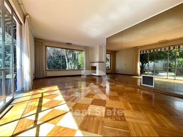 Casa en Venta en DANIEL DE LA VEGA CON ECHEQÑIQUE
