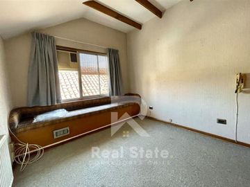 Casa en Venta en DANIEL DE LA VEGA CON ECHEQÑIQUE