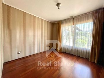 Casa en Venta en DANIEL DE LA VEGA CON ECHEQÑIQUE