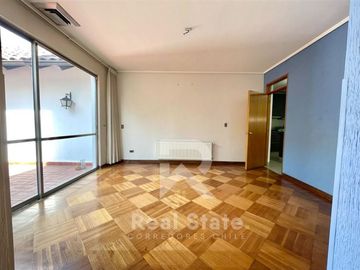 Casa en Venta en DANIEL DE LA VEGA CON ECHEQÑIQUE