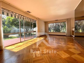 Casa en Venta en DANIEL DE LA VEGA CON ECHEQÑIQUE