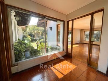 Casa en Venta en DANIEL DE LA VEGA CON ECHEQÑIQUE