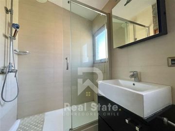 Casa en Venta en DANIEL DE LA VEGA CON ECHEQÑIQUE