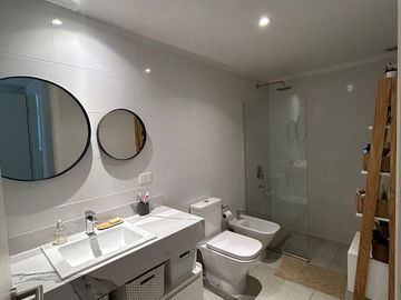 Departamento en Venta  2 ambientes con amarra - Barrio Nautico Canal Villanueva Tigre