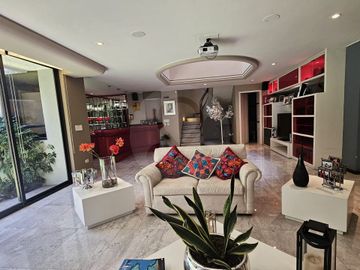 Casa en venta en Bosque de las Lomas