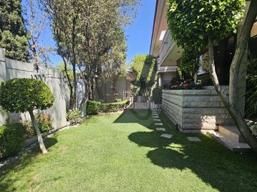 Casa en venta en Bosque de las Lomas