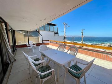 Departamento en Venta en Borgoño / reñaca