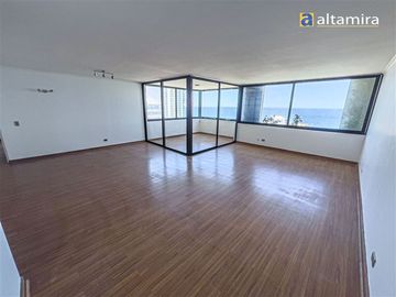 Departamento en Venta en Cond. Portal del Pacifico piso 11 Torre 3 (2 estac.)