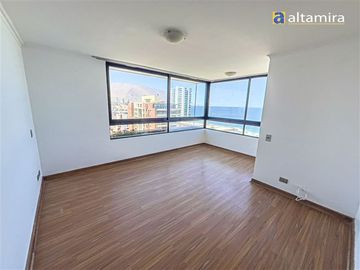 Departamento en Venta en Cond. Portal del Pacifico piso 11 Torre 3 (2 estac.)