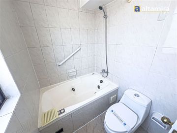 Departamento en Venta en Cond. Portal del Pacifico piso 11 Torre 3 (2 estac.)
