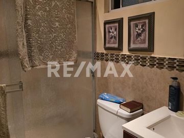 SE VENDE CASA BONITA Y MODERNA EN FRACC. VALLE DORADO - (3)