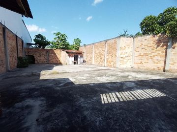 Amplio Terreno cerca a Av. Avelardo Quiñones - Loreto