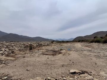 En Venta Gran Terreno de 6.9 Ha en Viru-La Libertad