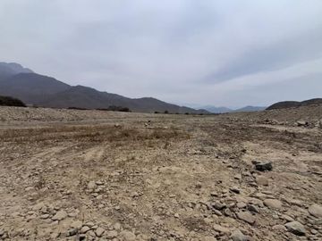 En Venta Gran Terreno de 6.9 Ha en Viru-La Libertad