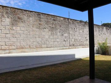 Casa en Venta en Fracc. ALTOZANO, Colima, Colima.