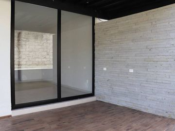 Casa en Venta en Fracc. ALTOZANO, Colima, Colima.