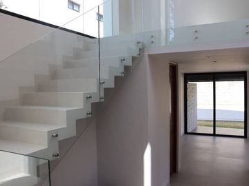Casa en Venta en Fracc. ALTOZANO, Colima, Colima.