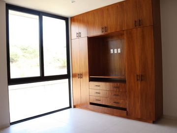 Casa en Venta en Fracc. ALTOZANO, Colima, Colima.
