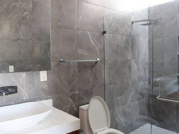 Casa en Venta en Fracc. ALTOZANO, Colima, Colima.