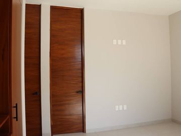 Casa en Venta en Fracc. ALTOZANO, Colima, Colima.